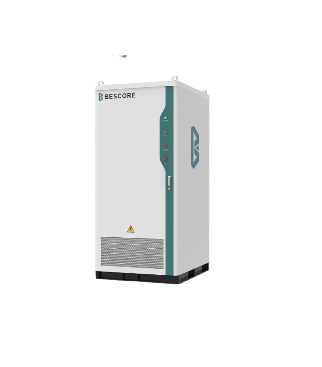 Liquid-cooled battery energy storage cabinet with its status lamps and cooling grille